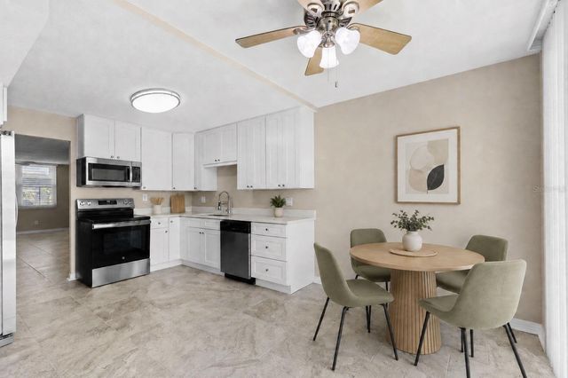 4895 BAY STREET NE 102, St Petersburg, FL 33703