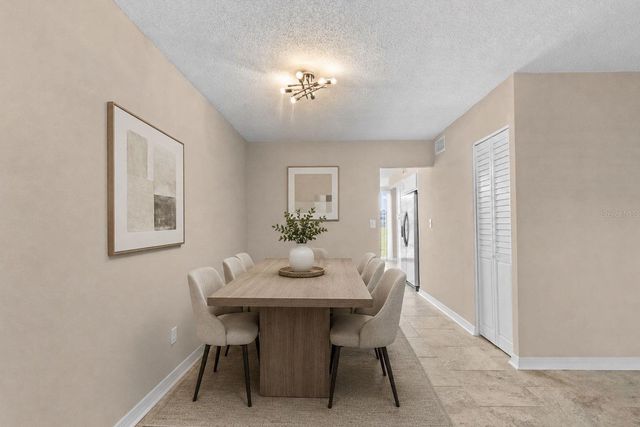 4895 BAY STREET NE 102, St Petersburg, FL 33703