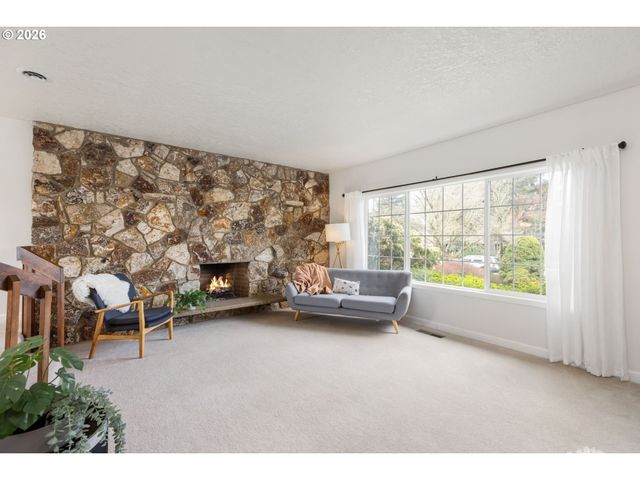 13226 Se 125TH Ave, Clackamas, OR 97015