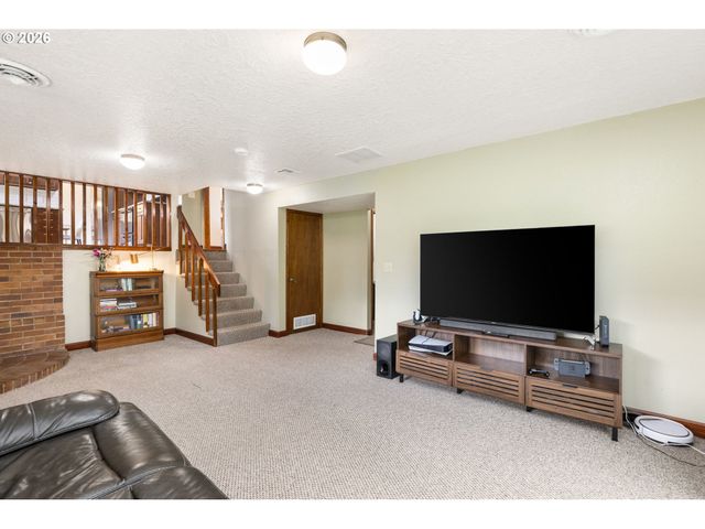 13226 Se 125TH Ave, Clackamas, OR 97015