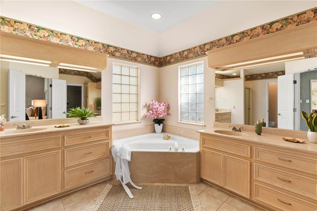 3106 Napa Dr, Corpus Christi, TX 78414