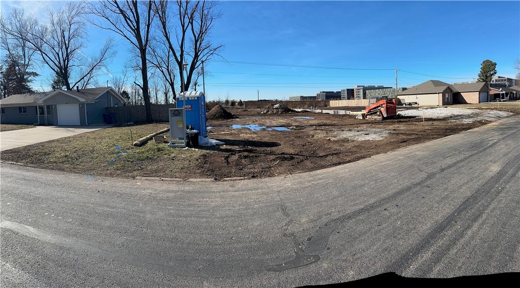 1110 Convair Street, Bentonville, AR 72712