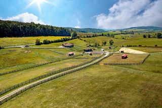 747 NEW PROVIDENCE RD, Raphine, VA 24472