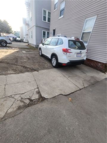 37 Pembroke Avenue, Providence, RI 02908