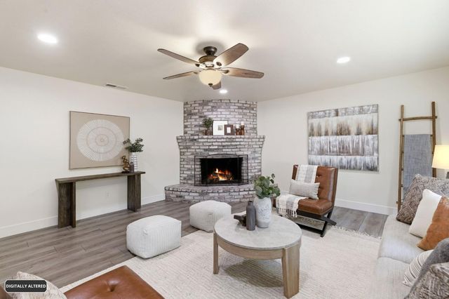 3960 Rustic Rd, Cameron Park, CA 95682