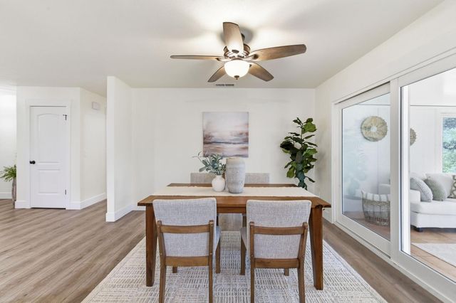3960 Rustic Rd, Cameron Park, CA 95682