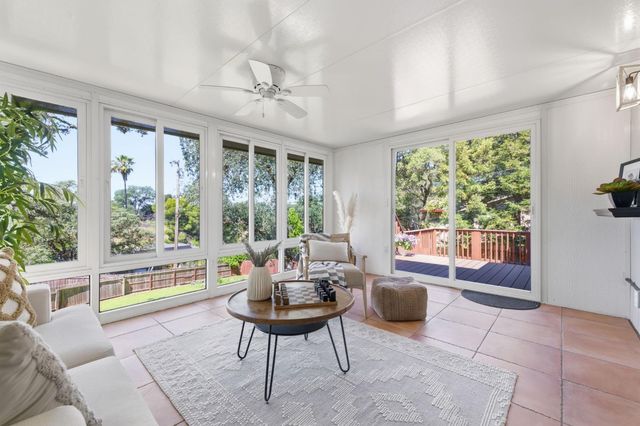 3960 Rustic Rd, Cameron Park, CA 95682