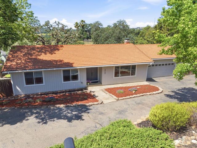 3960 Rustic Rd, Cameron Park, CA 95682