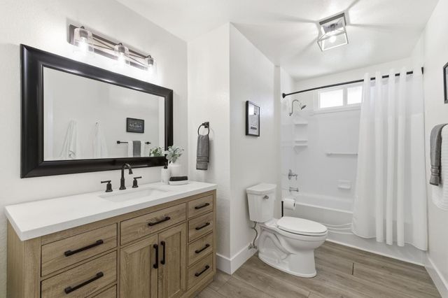 3960 Rustic Rd, Cameron Park, CA 95682