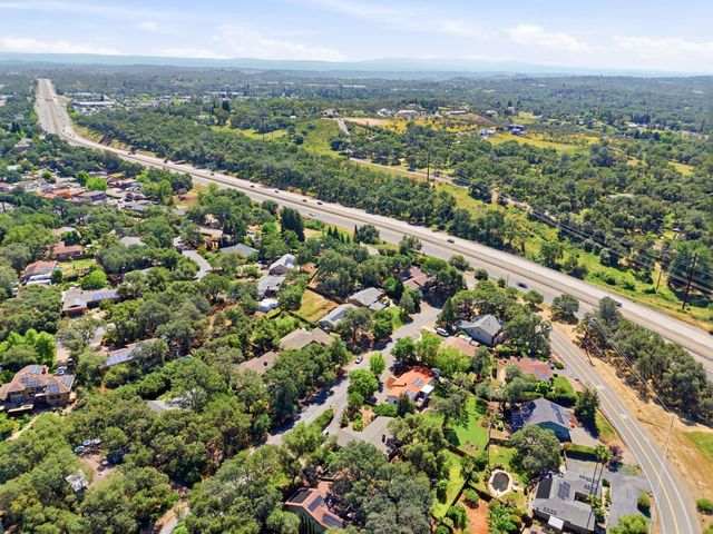 3960 Rustic Rd, Cameron Park, CA 95682