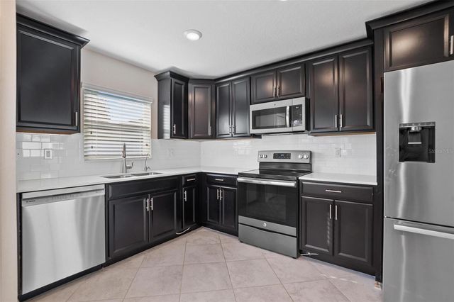 3348 RALEIGH DRIVE, Winter Haven, FL 33884