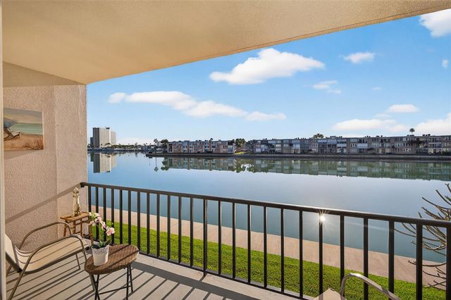 7625 SUN ISLAND DRIVE S 207, South Pasadena, FL 33707