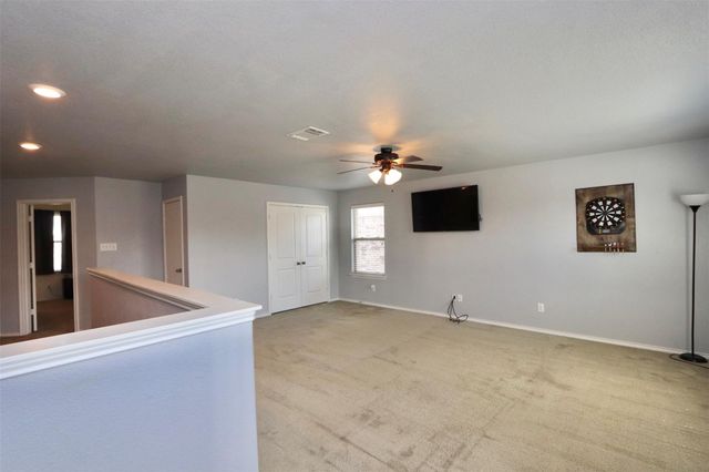 1712 Uhland DR, Leander, TX 78641