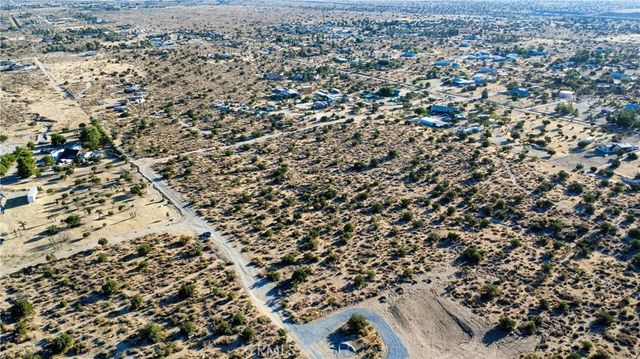 1 Pine Tree Road, Pinon Hills, CA 92372
