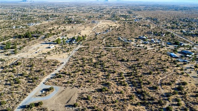 1 Pine Tree Road, Pinon Hills, CA 92372