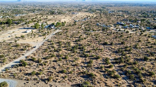 1 Pine Tree Road, Pinon Hills, CA 92372