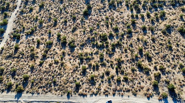 1 Pine Tree Road, Pinon Hills, CA 92372