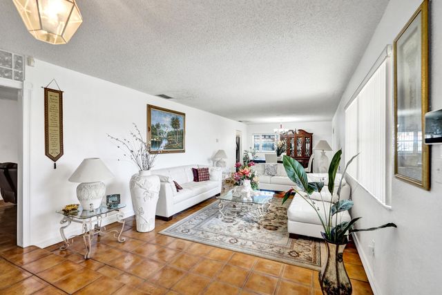 7901 NW 44th Court, Lauderhill, FL 33351