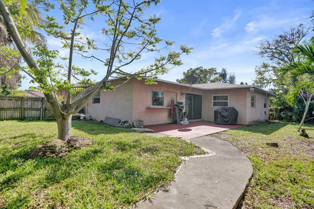 7901 NW 44th Court, Lauderhill, FL 33351