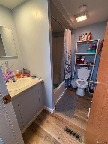 962 Adams Street, Monroe, MI 48161