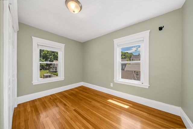11 North Warren St, Woburn, MA 01801