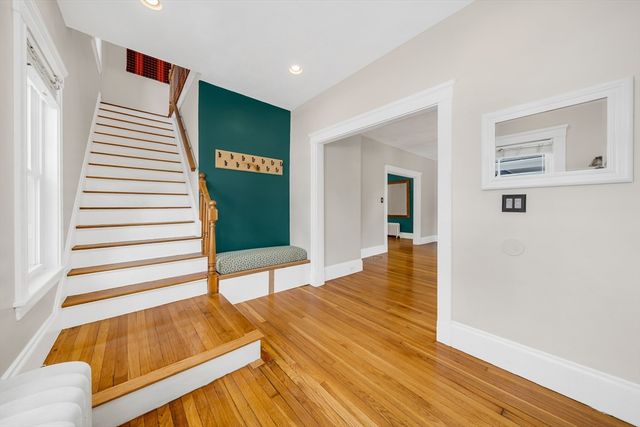 11 North Warren St, Woburn, MA 01801