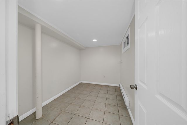 11 North Warren St, Woburn, MA 01801