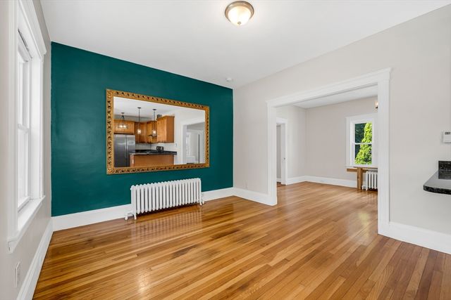11 North Warren St, Woburn, MA 01801