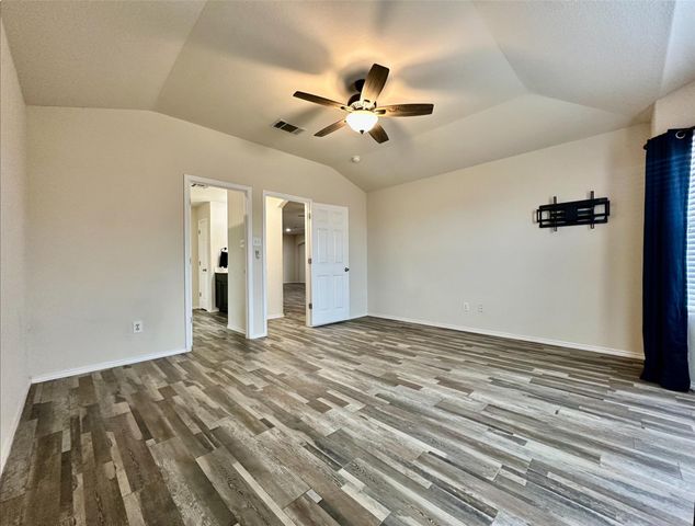 417 Bandara Woods BLVD, Elgin, TX 78621