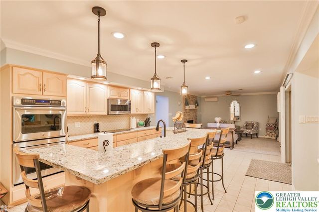 1147 Jacobsburg Road, Bushkill Twp, PA 18091