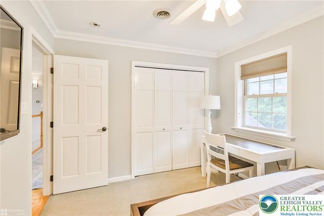 1147 Jacobsburg Road, Bushkill Twp, PA 18091