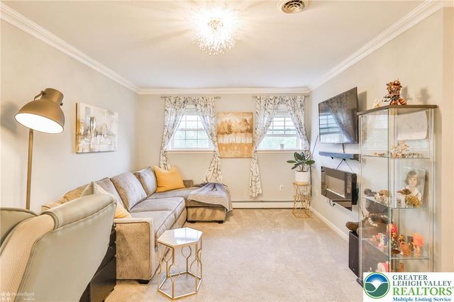 1147 Jacobsburg Road, Bushkill Twp, PA 18091