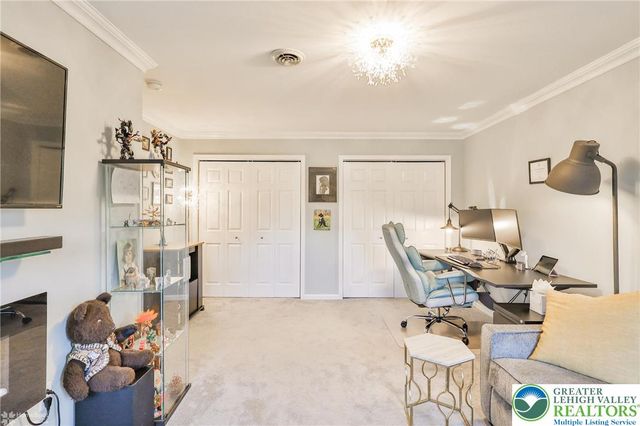 1147 Jacobsburg Road, Bushkill Twp, PA 18091