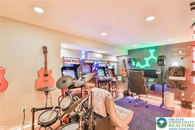 1147 Jacobsburg Road, Bushkill Twp, PA 18091