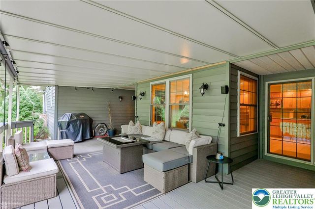 1147 Jacobsburg Road, Bushkill Twp, PA 18091