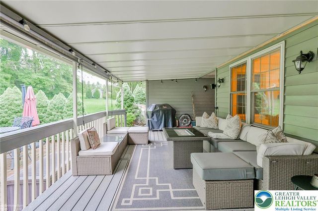 1147 Jacobsburg Road, Bushkill Twp, PA 18091