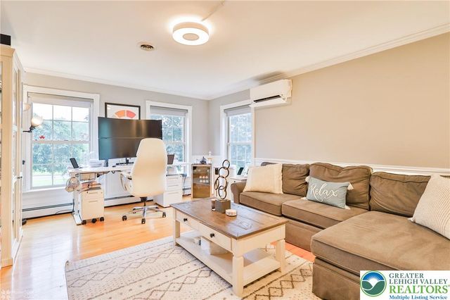 1147 Jacobsburg Road, Bushkill Twp, PA 18091