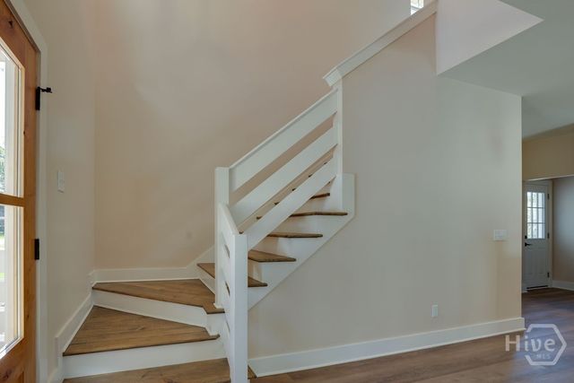 7221 Van Buren Avenue, Savannah, GA 31406