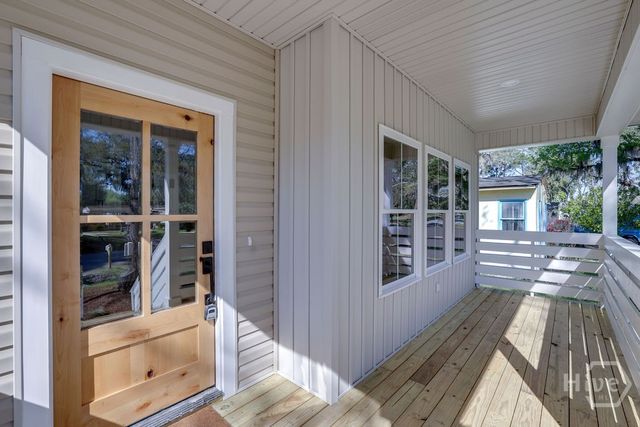 7221 Van Buren Avenue, Savannah, GA 31406