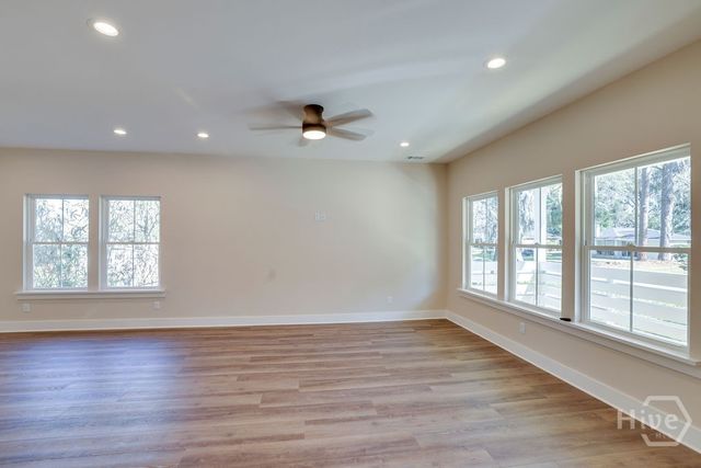 7221 Van Buren Avenue, Savannah, GA 31406