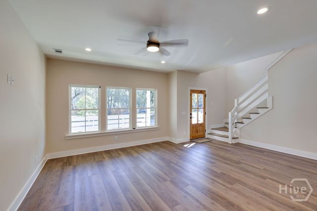 7221 Van Buren Avenue, Savannah, GA 31406