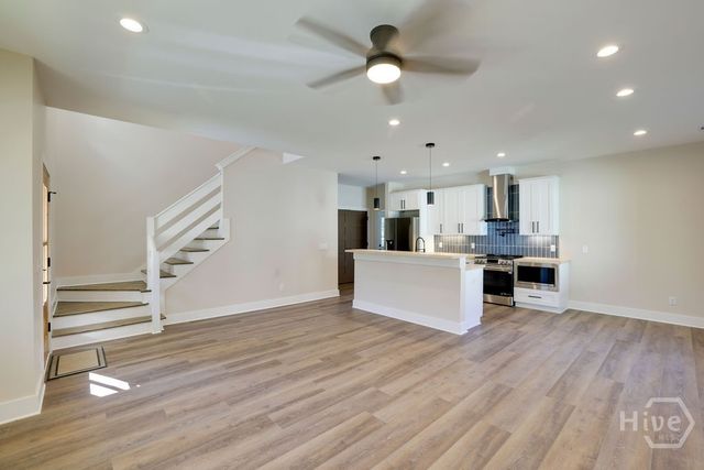 7221 Van Buren Avenue, Savannah, GA 31406