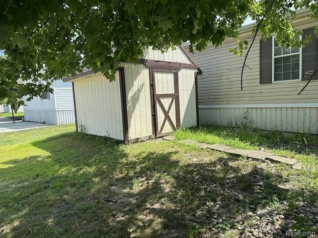 6701 Amarillo Drive, Romulus, MI 48174