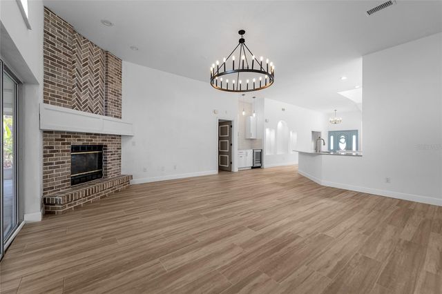 9214 MILL CIRCLE, Tampa, FL 33647