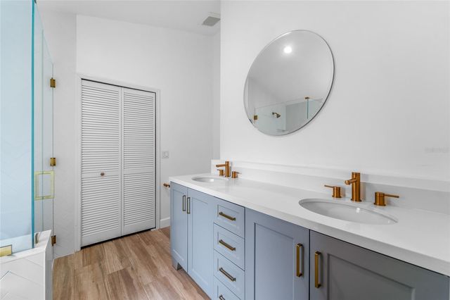 9214 MILL CIRCLE, Tampa, FL 33647