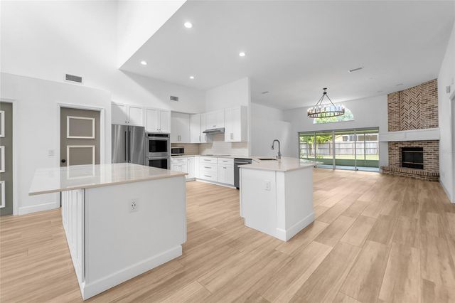 9214 MILL CIRCLE, Tampa, FL 33647