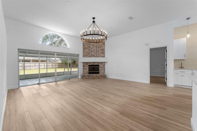 9214 MILL CIRCLE, Tampa, FL 33647