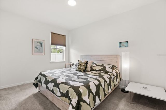 1580 BLUE LAGOON CIRCLE, Mascotte, FL 34753