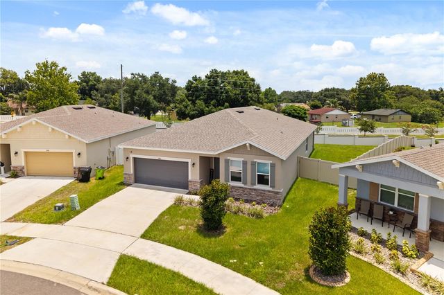 1580 BLUE LAGOON CIRCLE, Mascotte, FL 34753