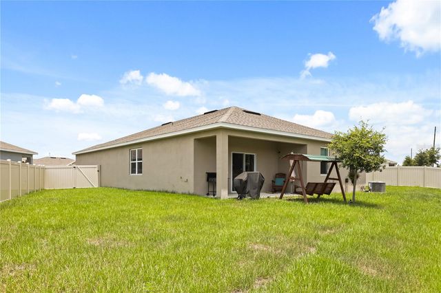 1580 BLUE LAGOON CIRCLE, Mascotte, FL 34753